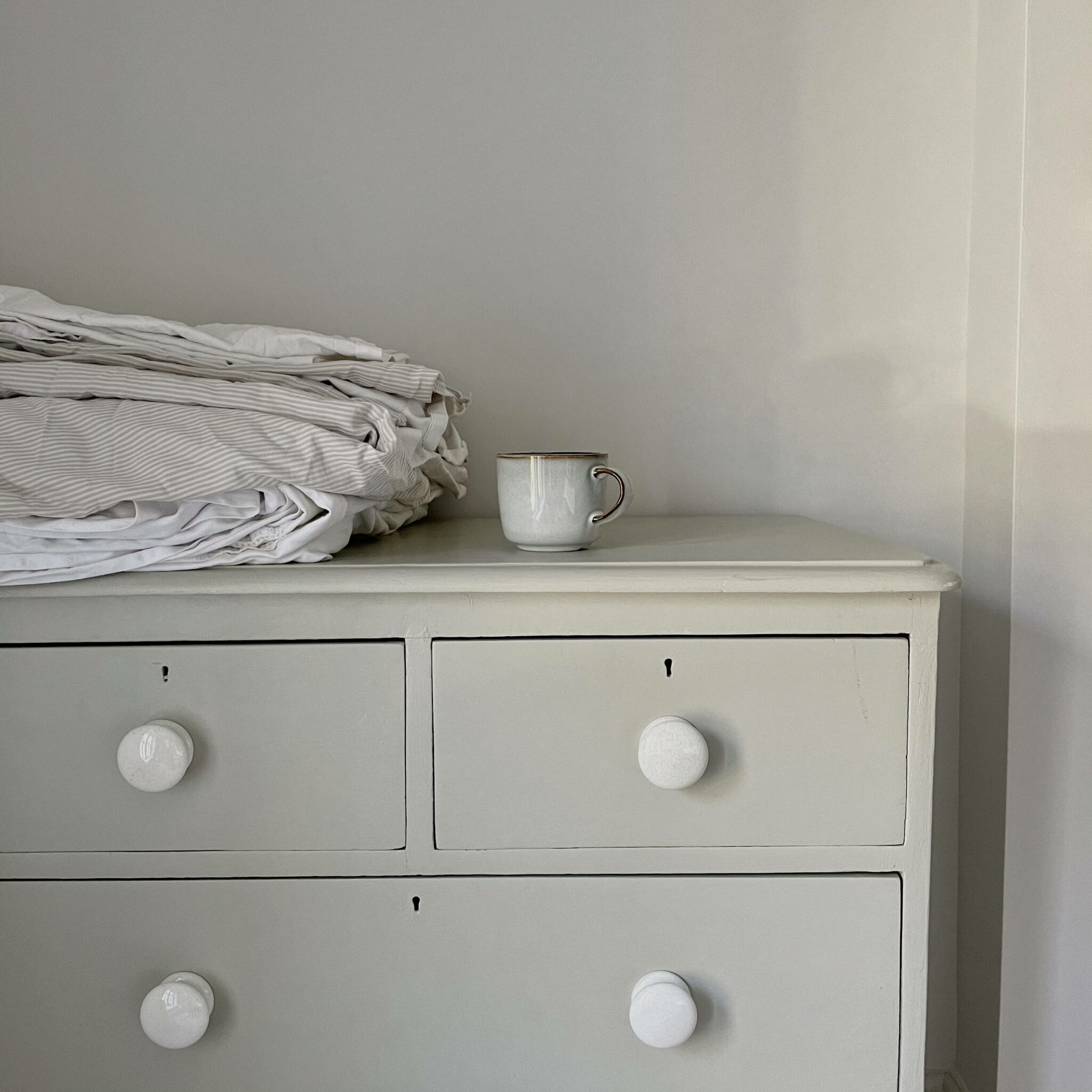 where-to-buy-second-hand-furniture-online-and-offline-slow-living-ldn