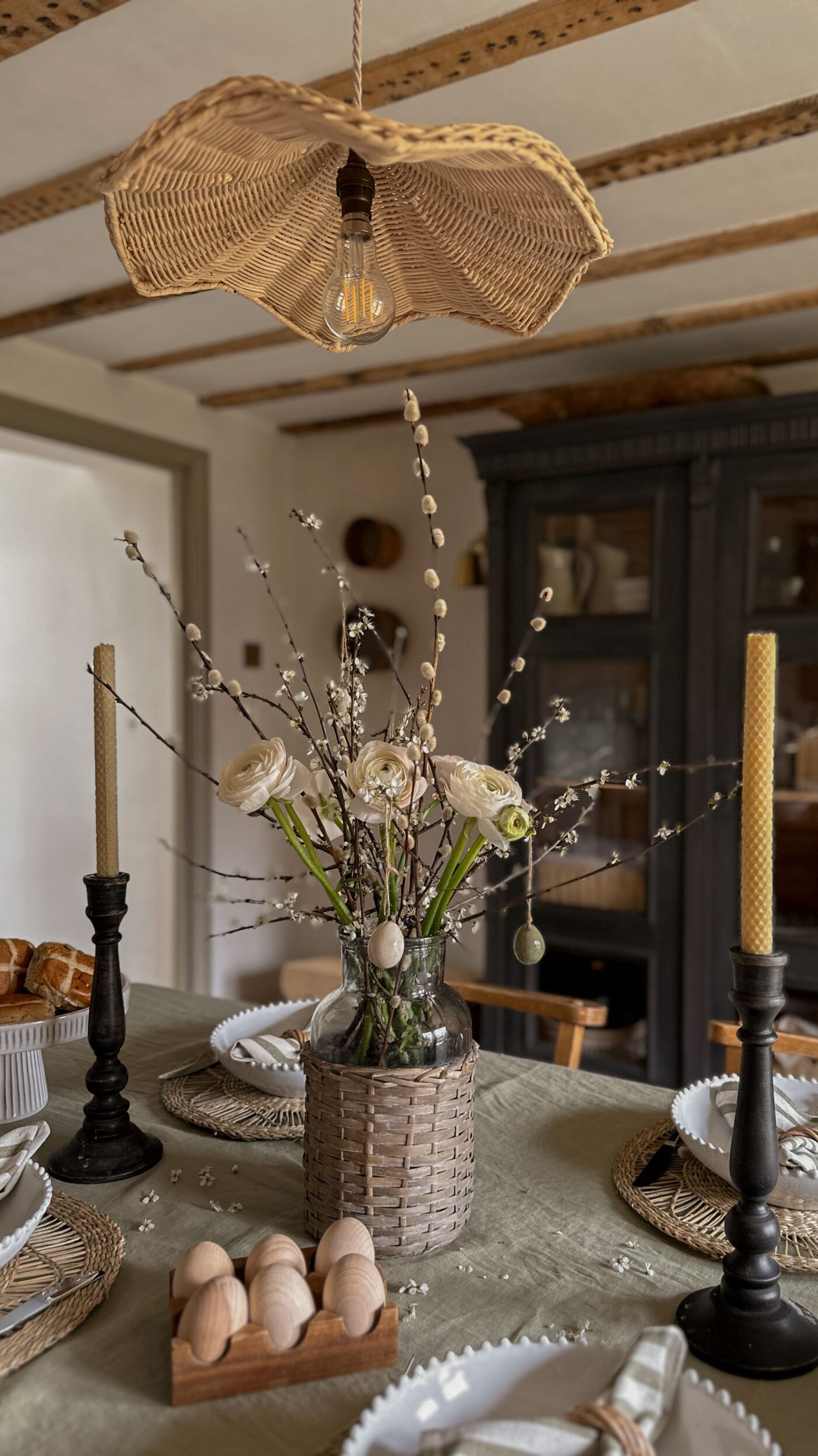 Easter tablescape ideas: how to decorate for Easter
